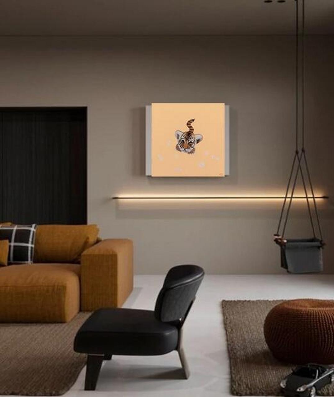 张超级《星虎》版画  张超级是个自信的画家,他大胆地在画布上创作,用