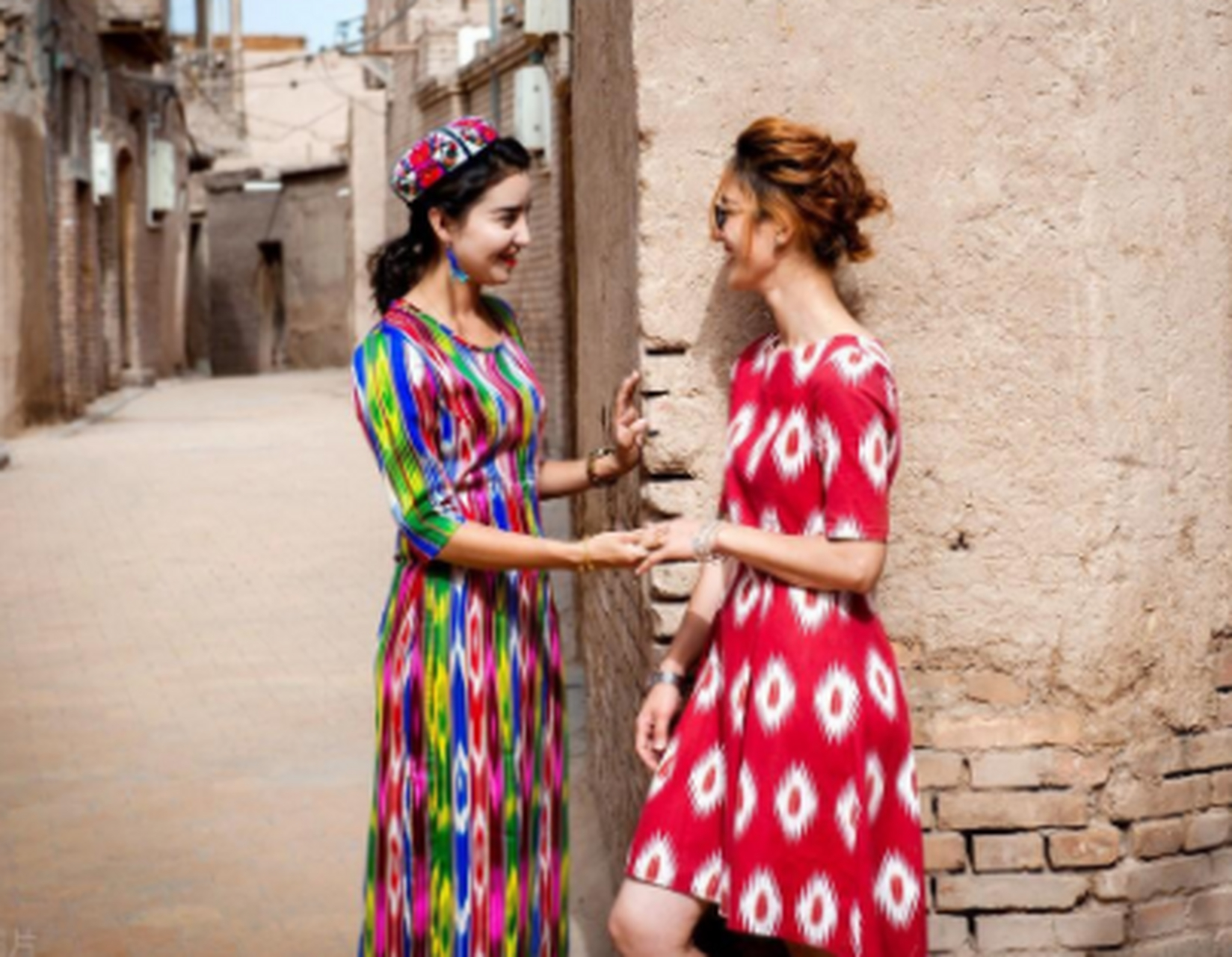 维吾尔族是我国的一个著名民族,维吾尔族在我国的最大聚居地是西北部