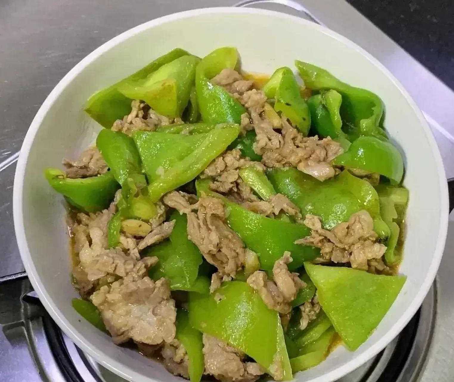 分享图片一一来自粤菜的家常菜[玫瑰][玫瑰][玫瑰]这粤菜家常菜,看看