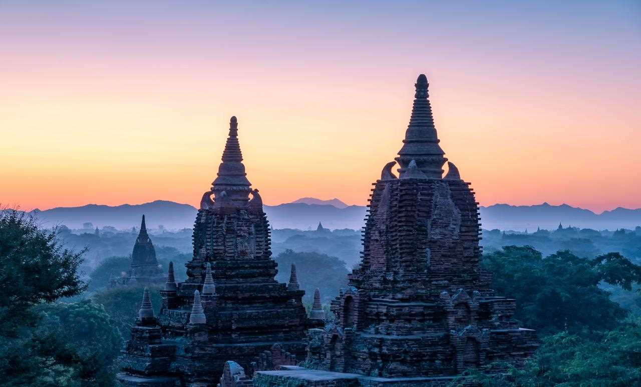 我在东南亚进行了接近一年的深度摄影创作和旅行,走遍了这里的所有