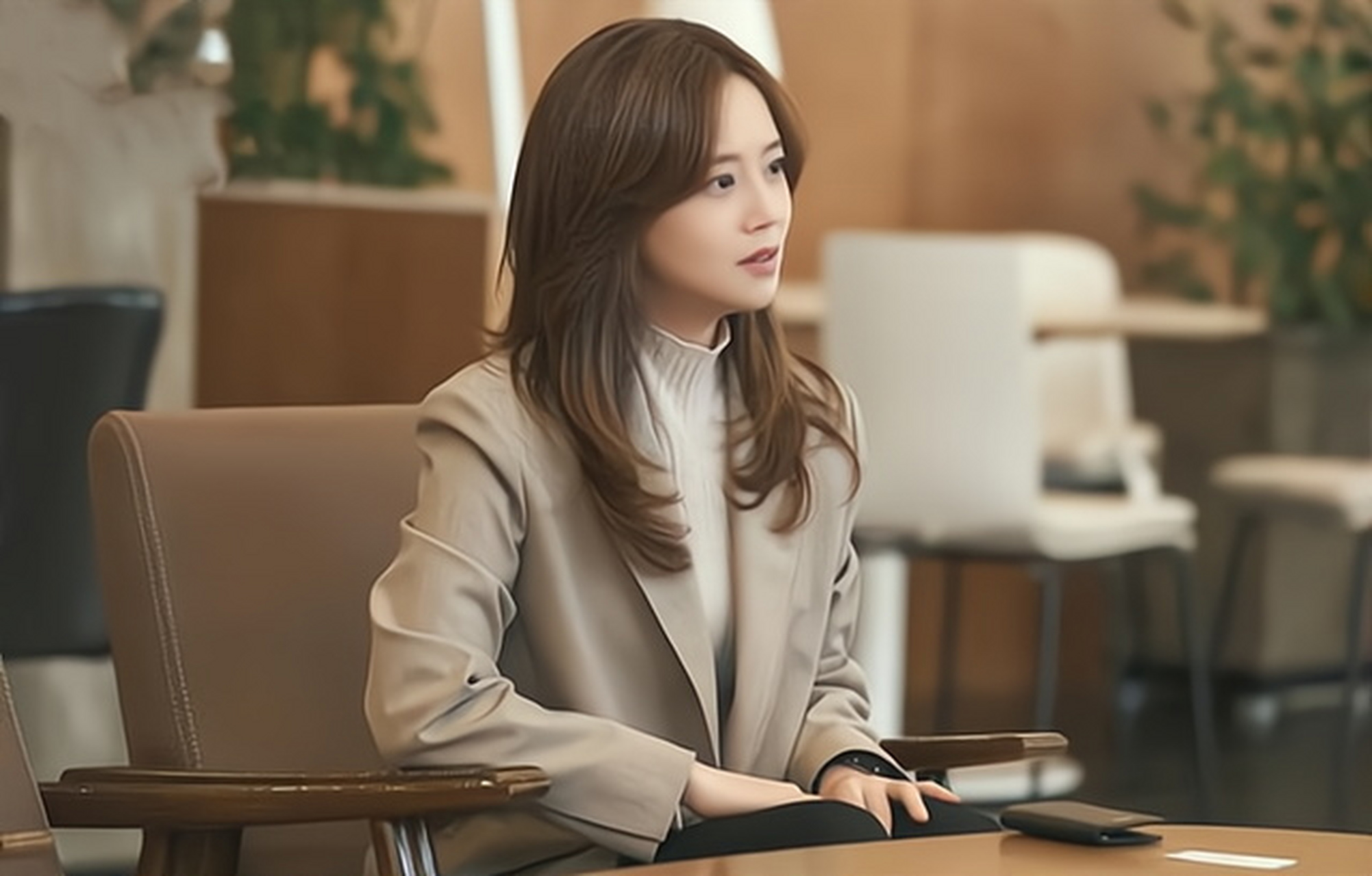 这是因为:  第一,老板在你到家后,又让你回公司加班,一定是遇到了特殊