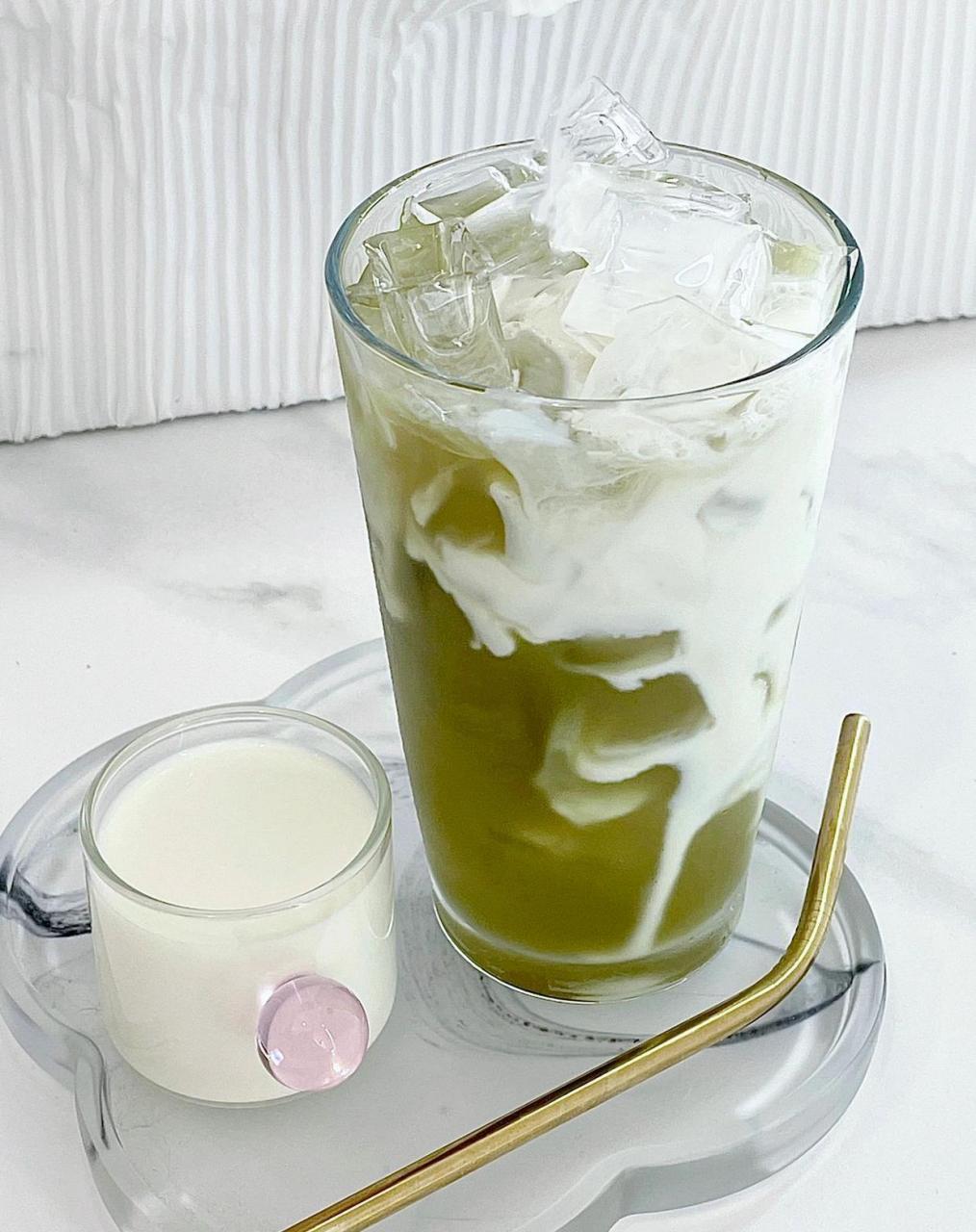 这杯"抹茶奶绿"尝一口爱上!减脂女孩都去喝姐妹们!