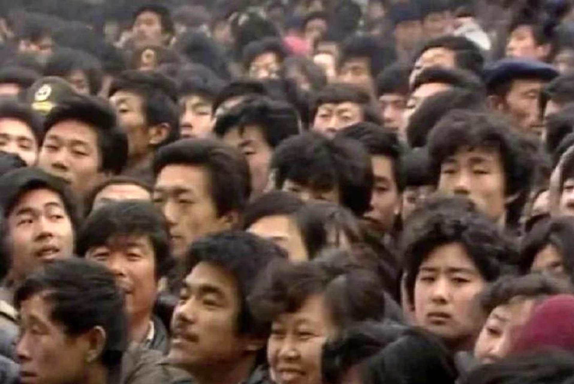 为什么80年代和90年代的中国人头发浓密,而现在的人却普遍出现脱发和