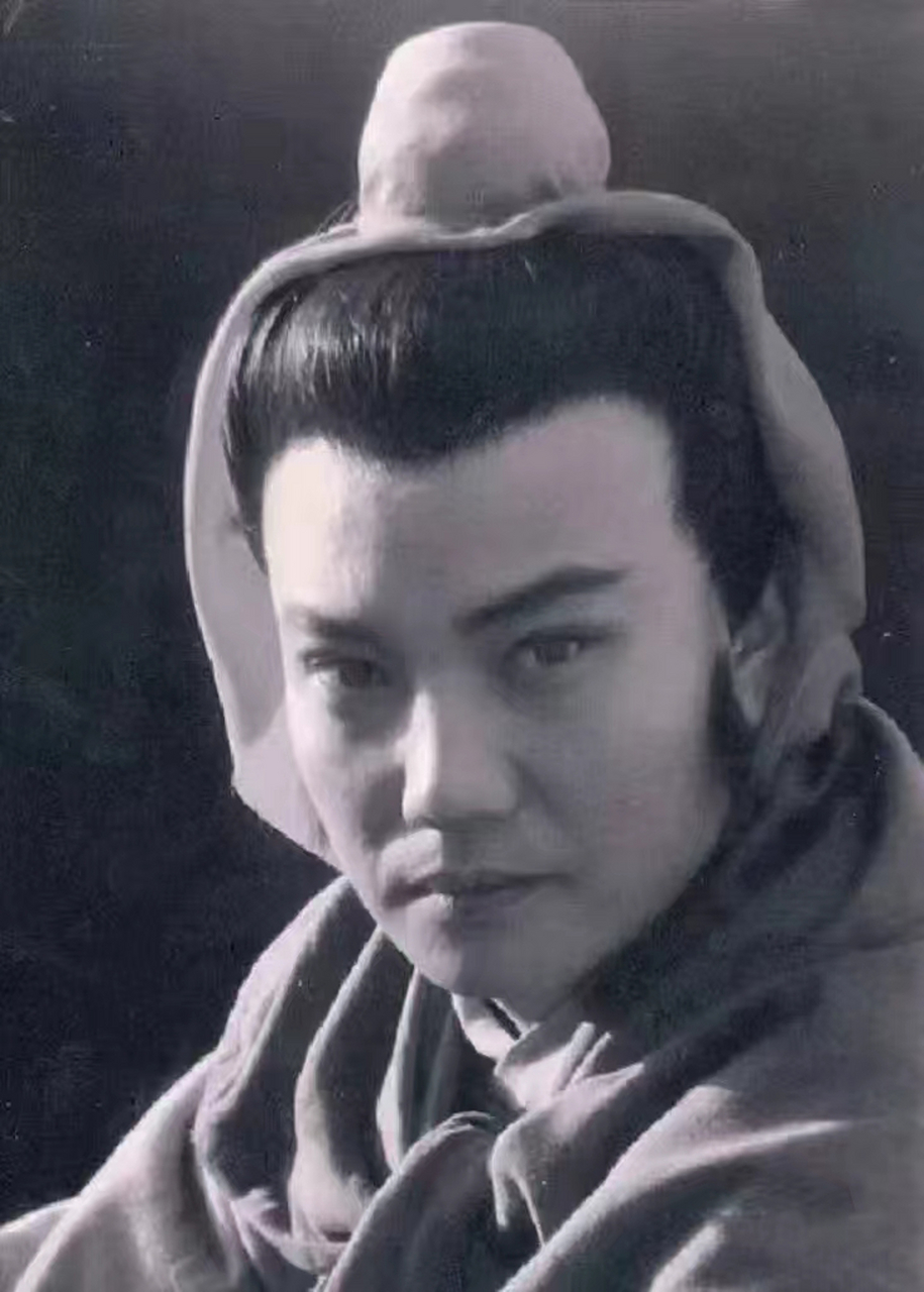 《水浒传》|浪子燕青小乙哥的智慧人生  燕青小乙可以说是众多水浒迷