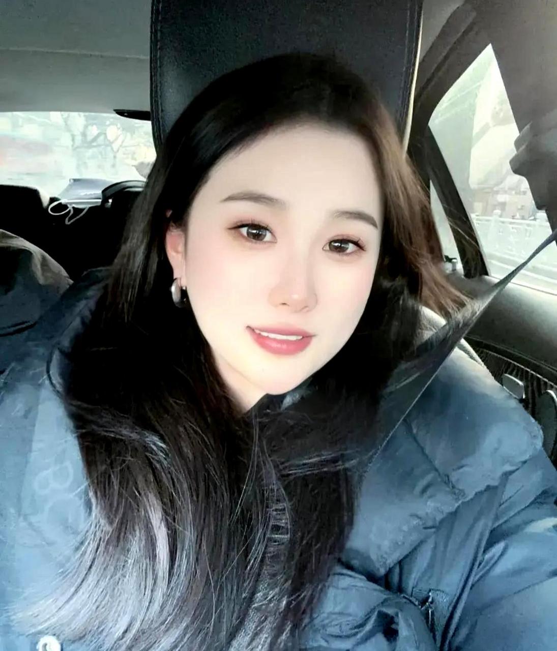 大家都说我的自拍照片像神仙姐姐.