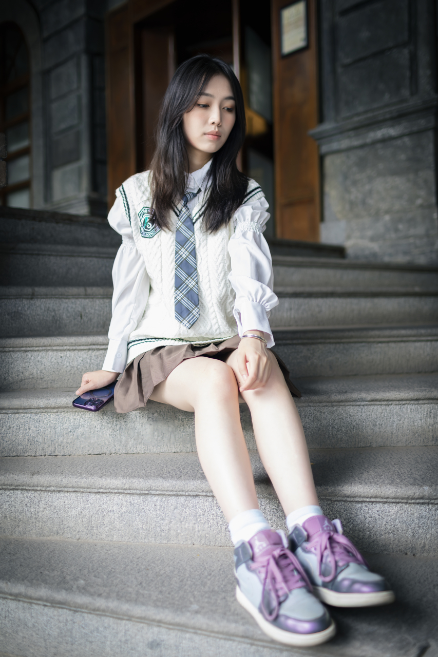 分享"渝色无界"学员交流群学员的拍摄作品  弟子班学员"羽扇纶巾"的