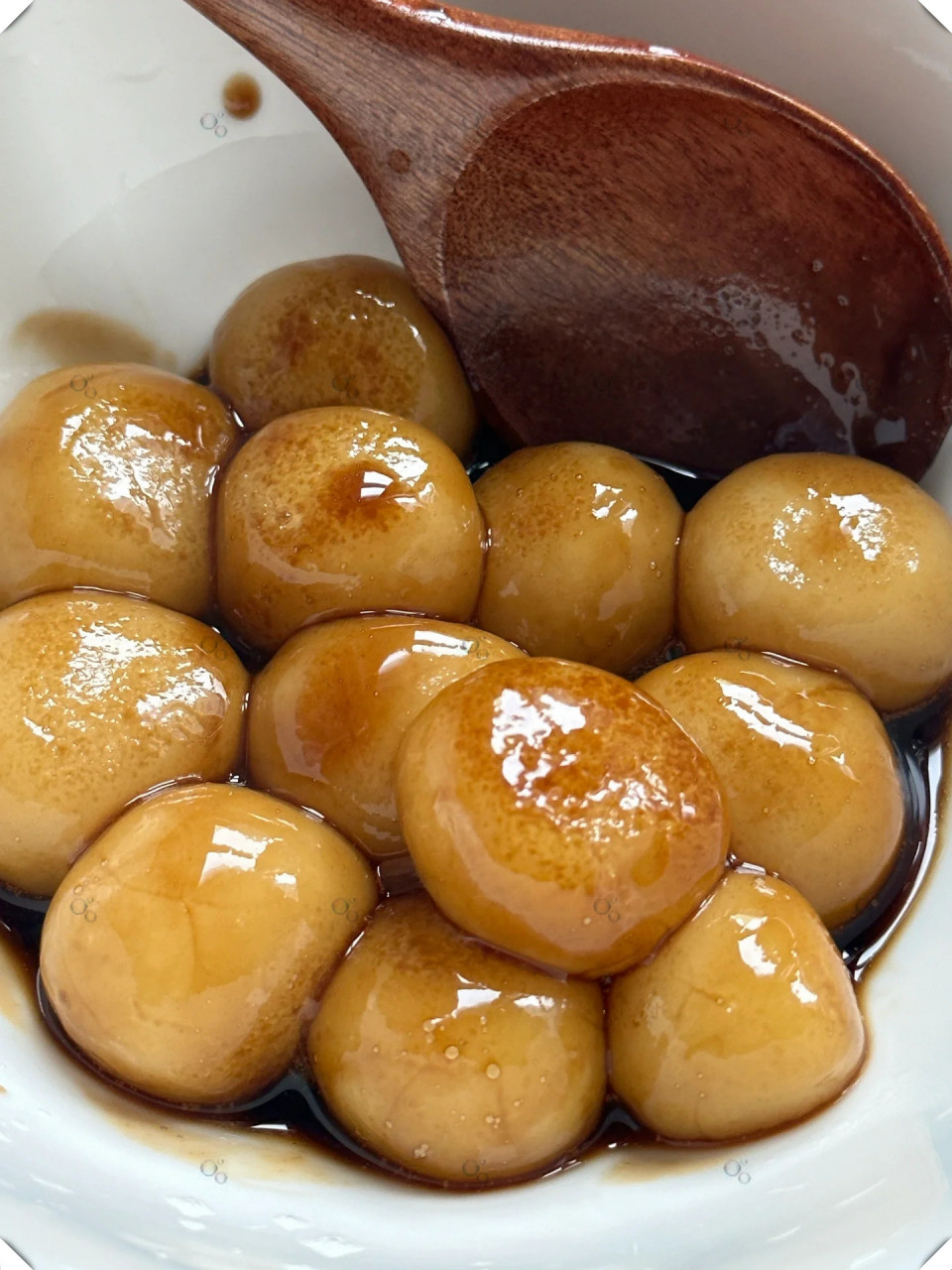 在雨天和姨妈期的时候,一碗热腾腾的红糖小圆子简直就是buff加满的存