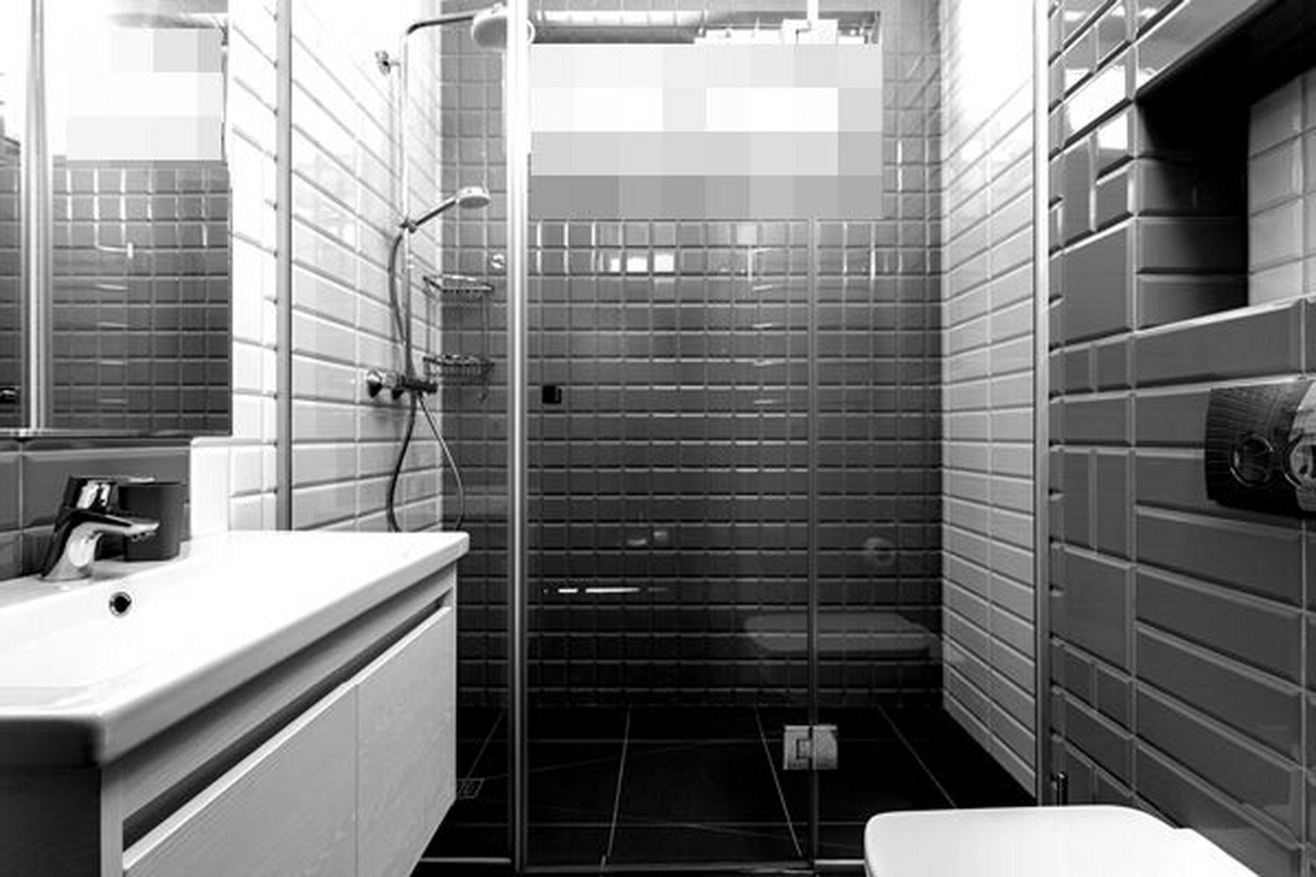 新加坡警方接获通报,一名杨姓女子已与亲友失去联系长达4天,2名员警