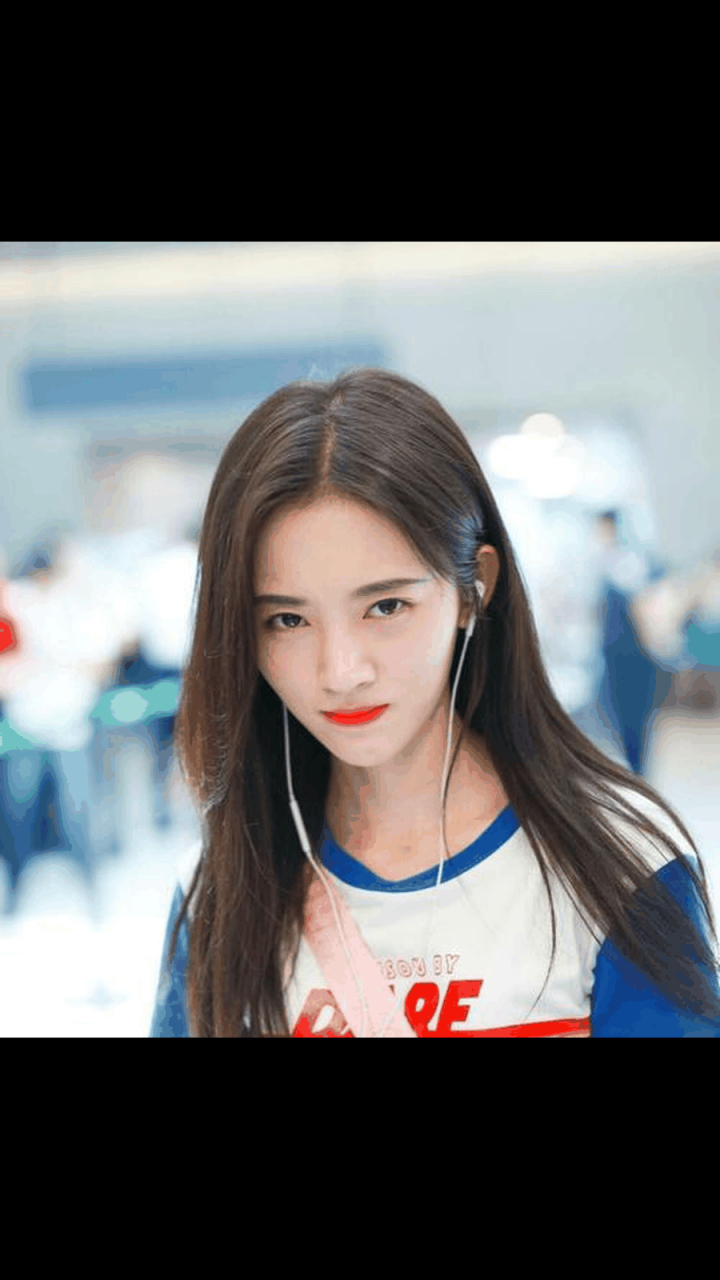 gif创作人# 鞠婧祎不是有心计,而是太凹公主人设了,太过做作根本不