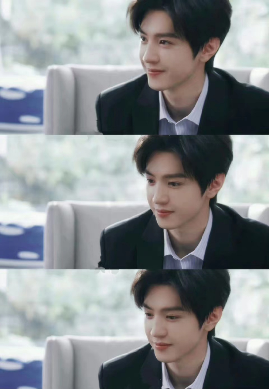 陈哲远# #段嘉许好帅# #偷偷藏不住# 好帅好温柔啊!