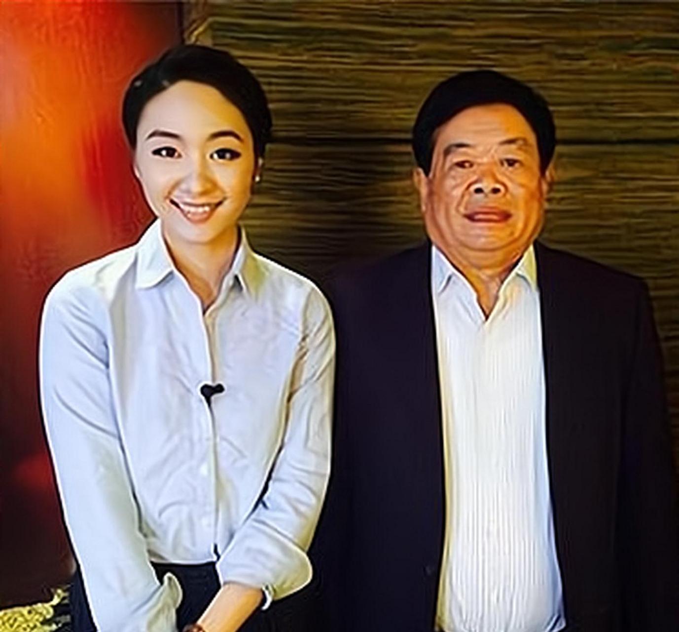 希望父母能够接受两人相恋成婚,然而曹德旺看了叶舒一眼就表示不行