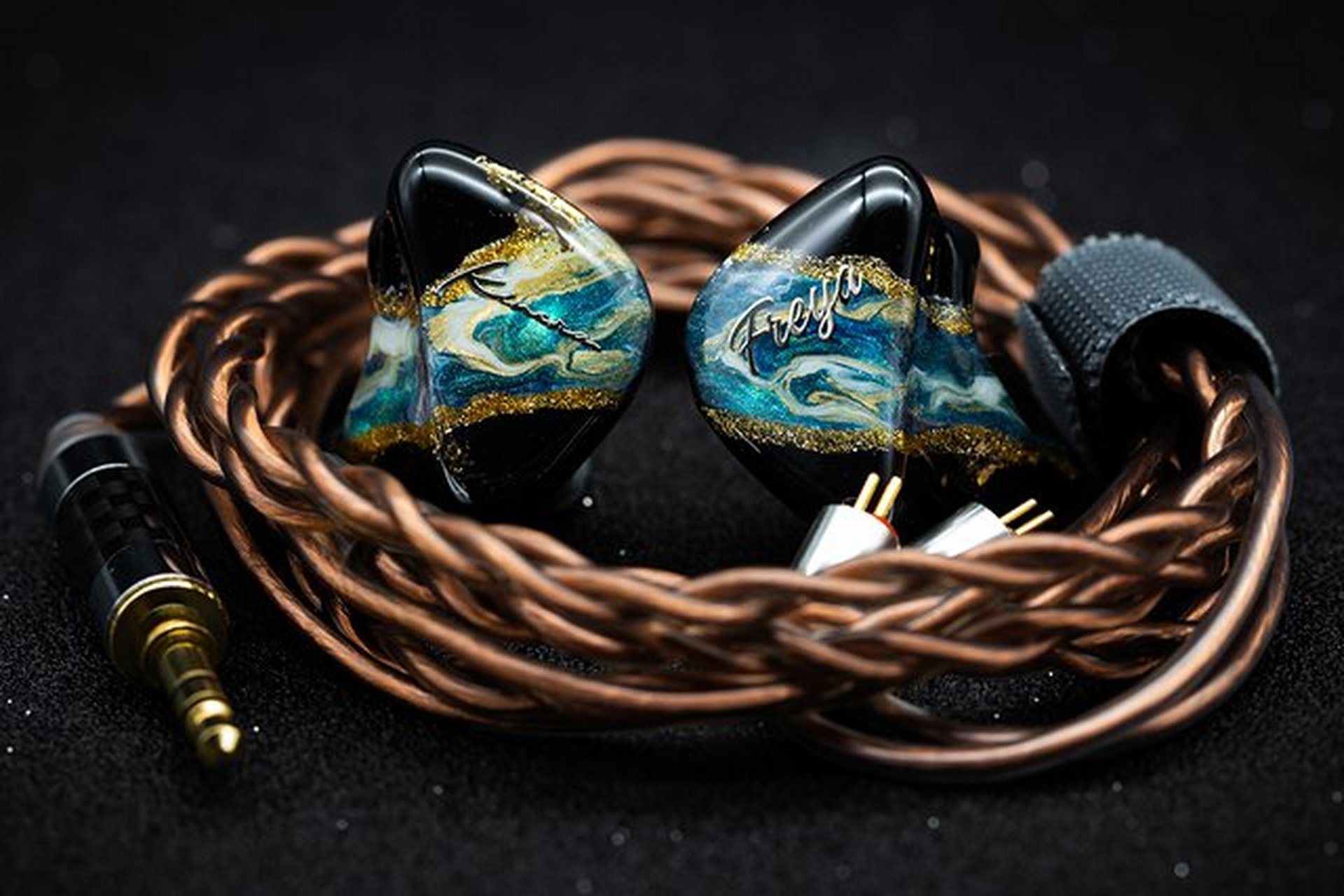 外媒消息:kinera混合动力耳机freya(淘宝1699元)将于日本8月8日开售