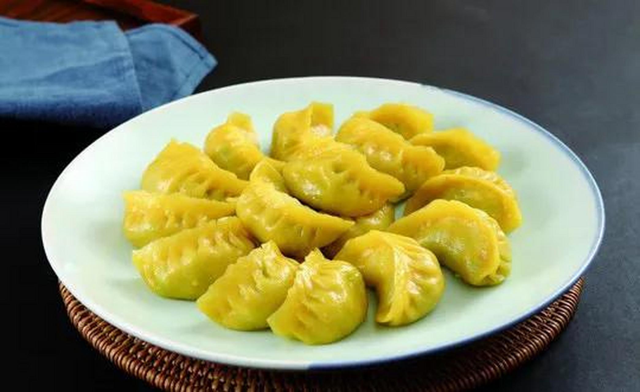 领动计划# 玉米面蒸饺 配料:双飚薪牌玉米饺子粉500克 凉水:320-350