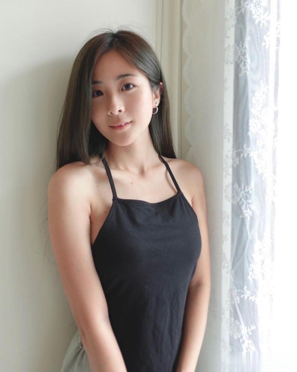 life is short, so why not give it a try 人生苦短,何妨一试