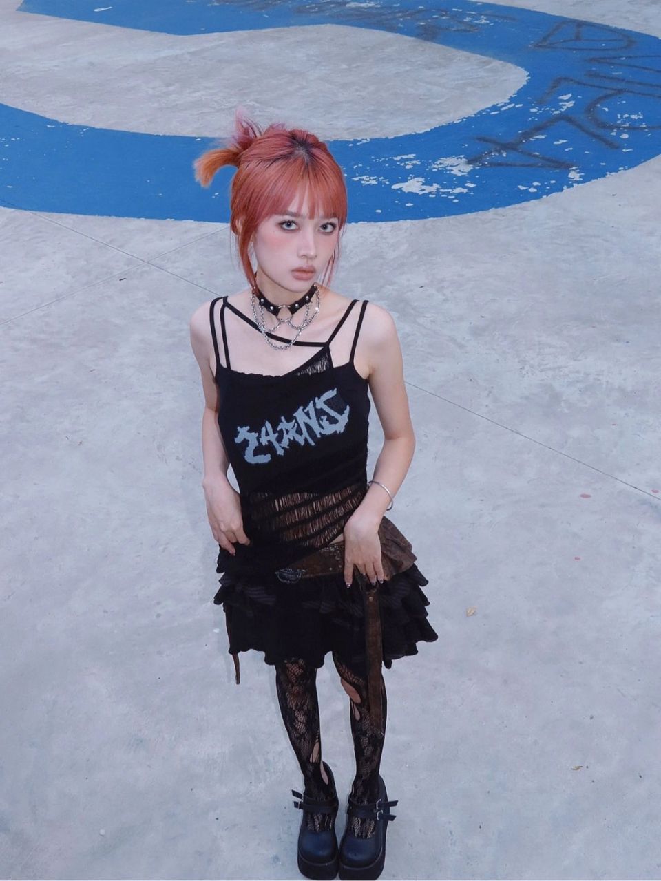 千禧亚文化辣妹厚底鞋黑丝outfit#复古穿搭# #每日穿搭# #涩谷辣妹