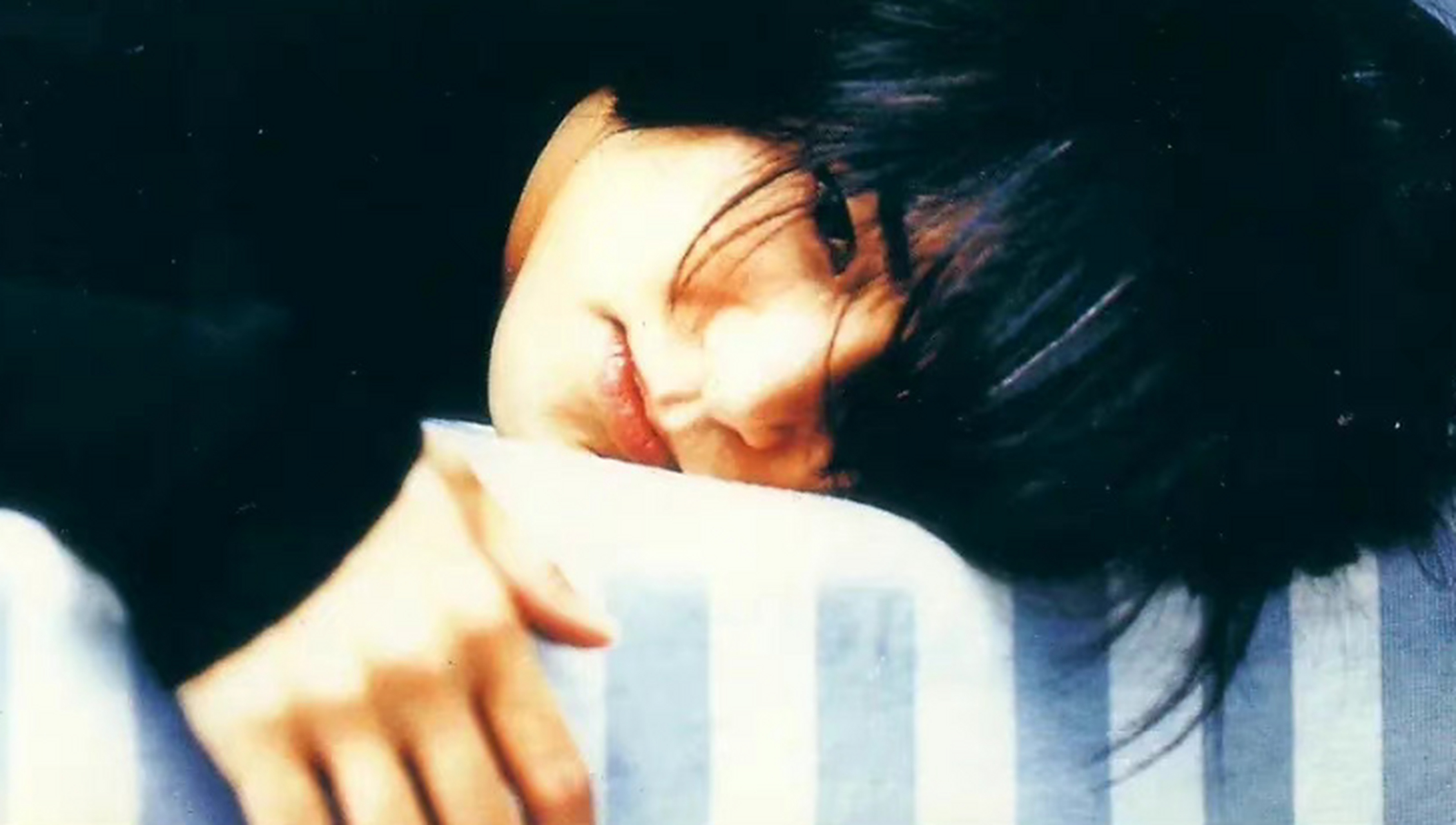 郑伊健早期写真!如果不是太懒,他的名气不会输给刘德华,你觉得呢?