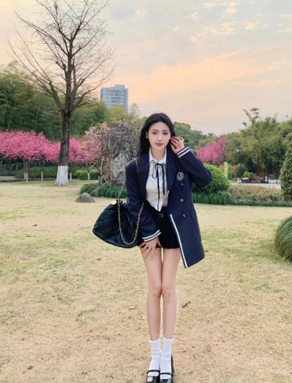 小姐姐jk装,太美了吧!