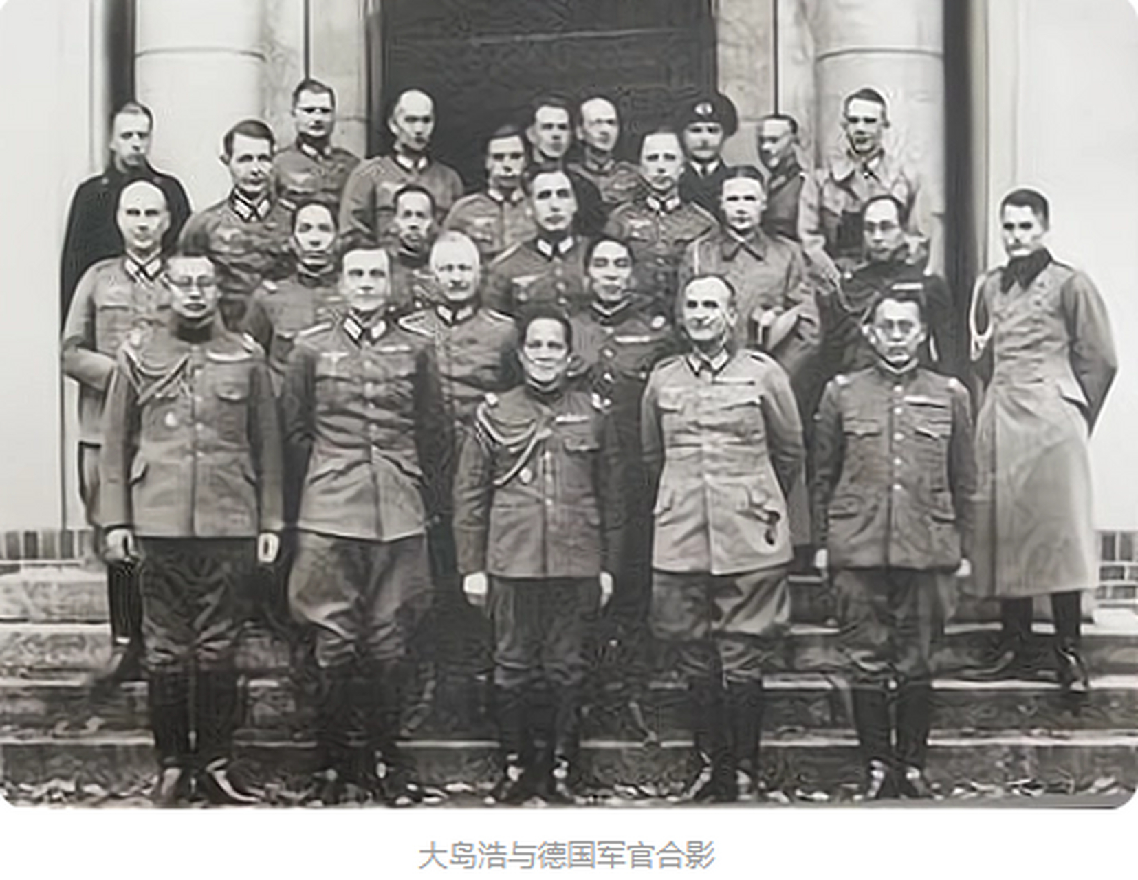 1940年3月11日,德国外交部长里宾特洛甫在与意大利法西斯独裁者