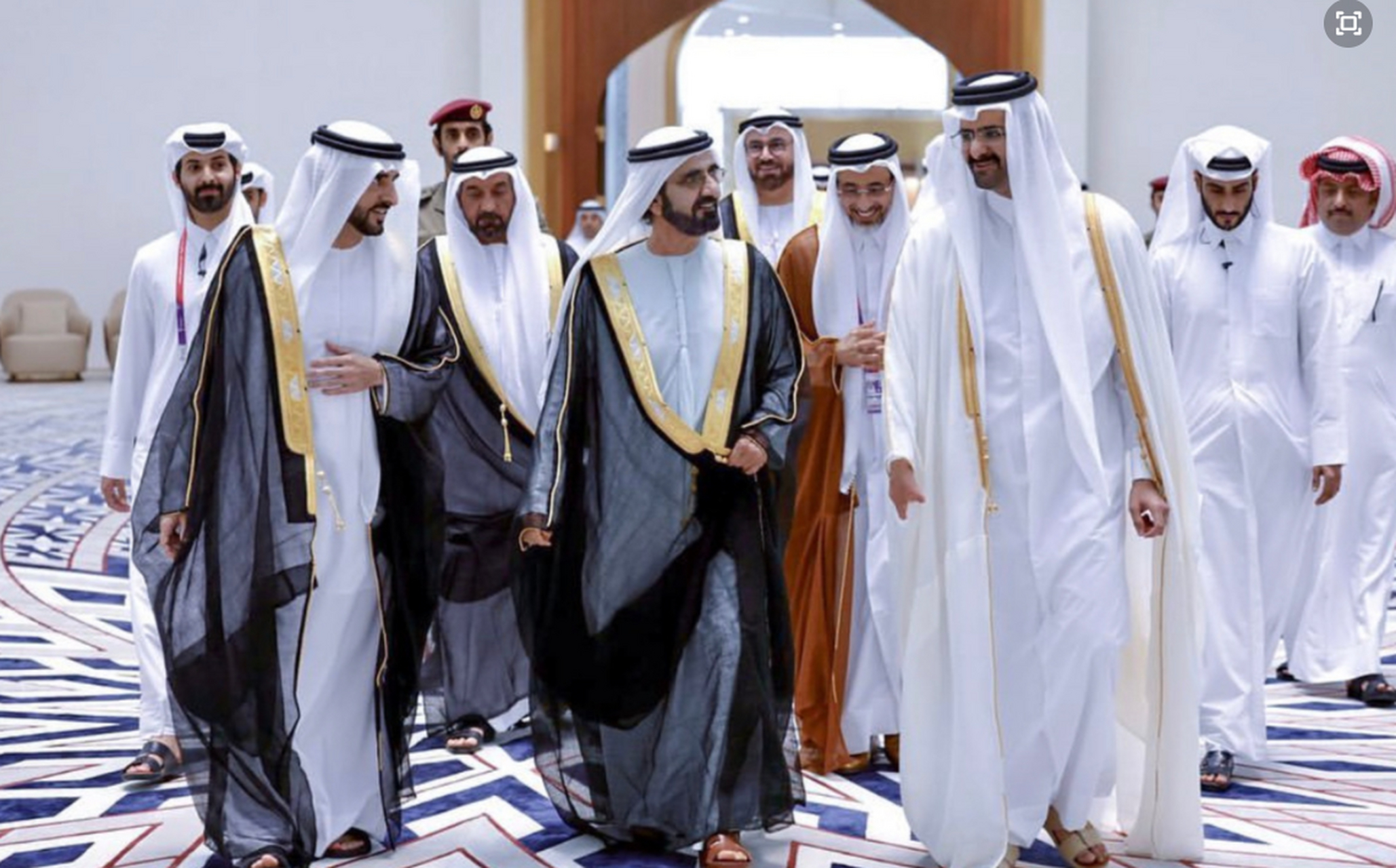 沙特王储亮相卡塔尔世界杯开幕式,还有哈曼丹父子俩!