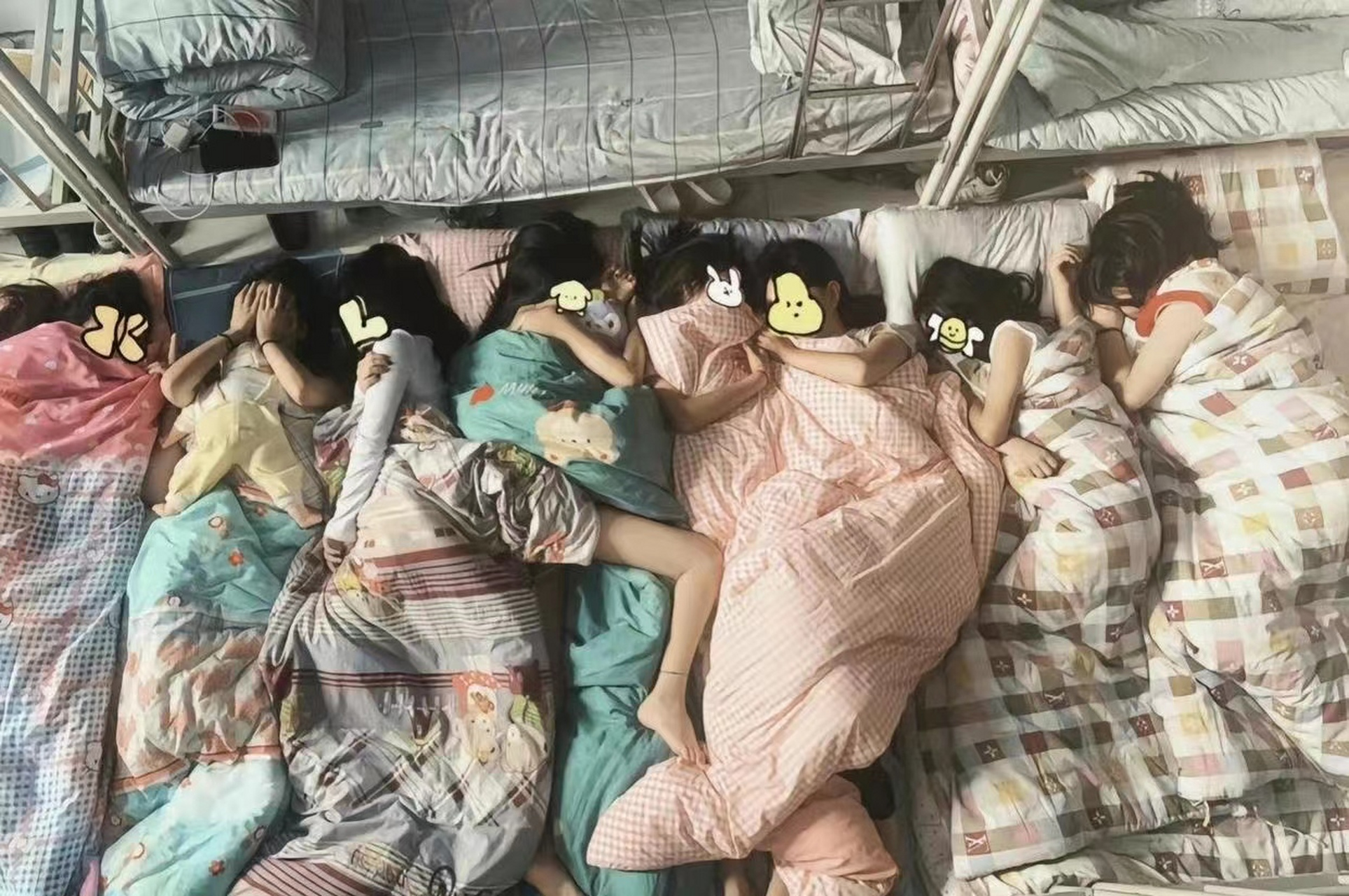怀念大学时期的宿舍生活