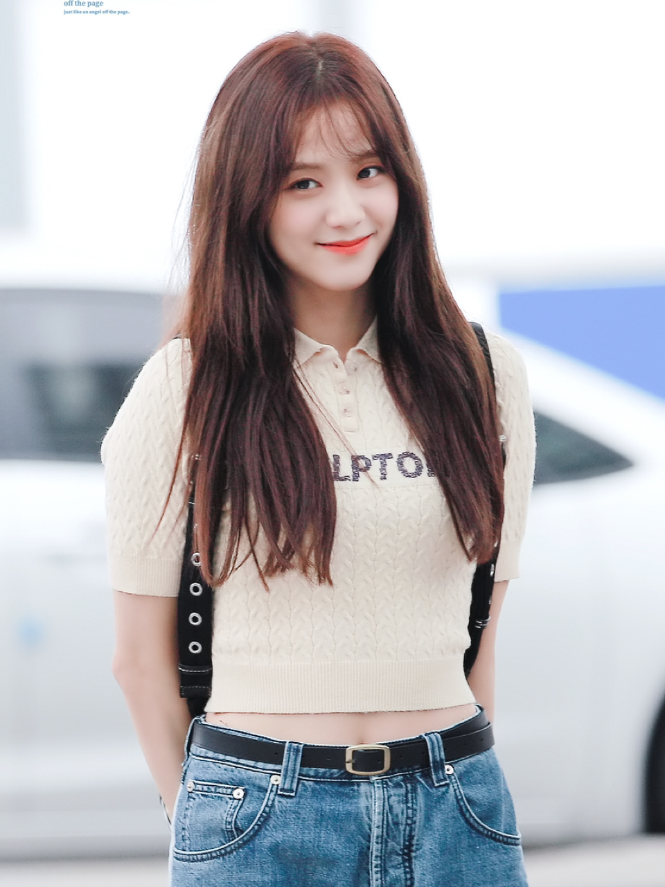 剪了空气刘海的jisoo真人间仙女 kimjisoo机场私服穿搭look 剪了空气