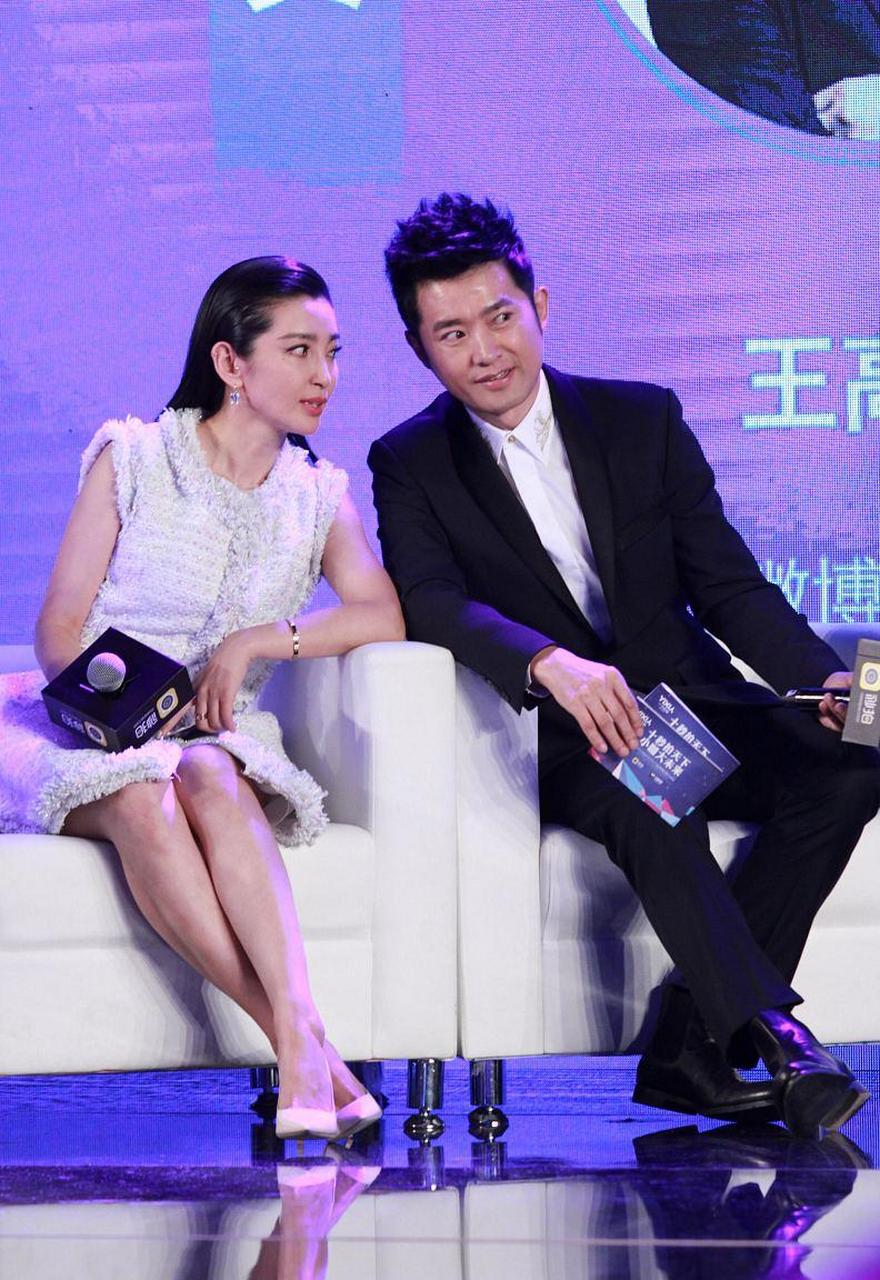 1995年,李冰冰找上好友任泉:"任泉,陪我去广州拿钱吧!