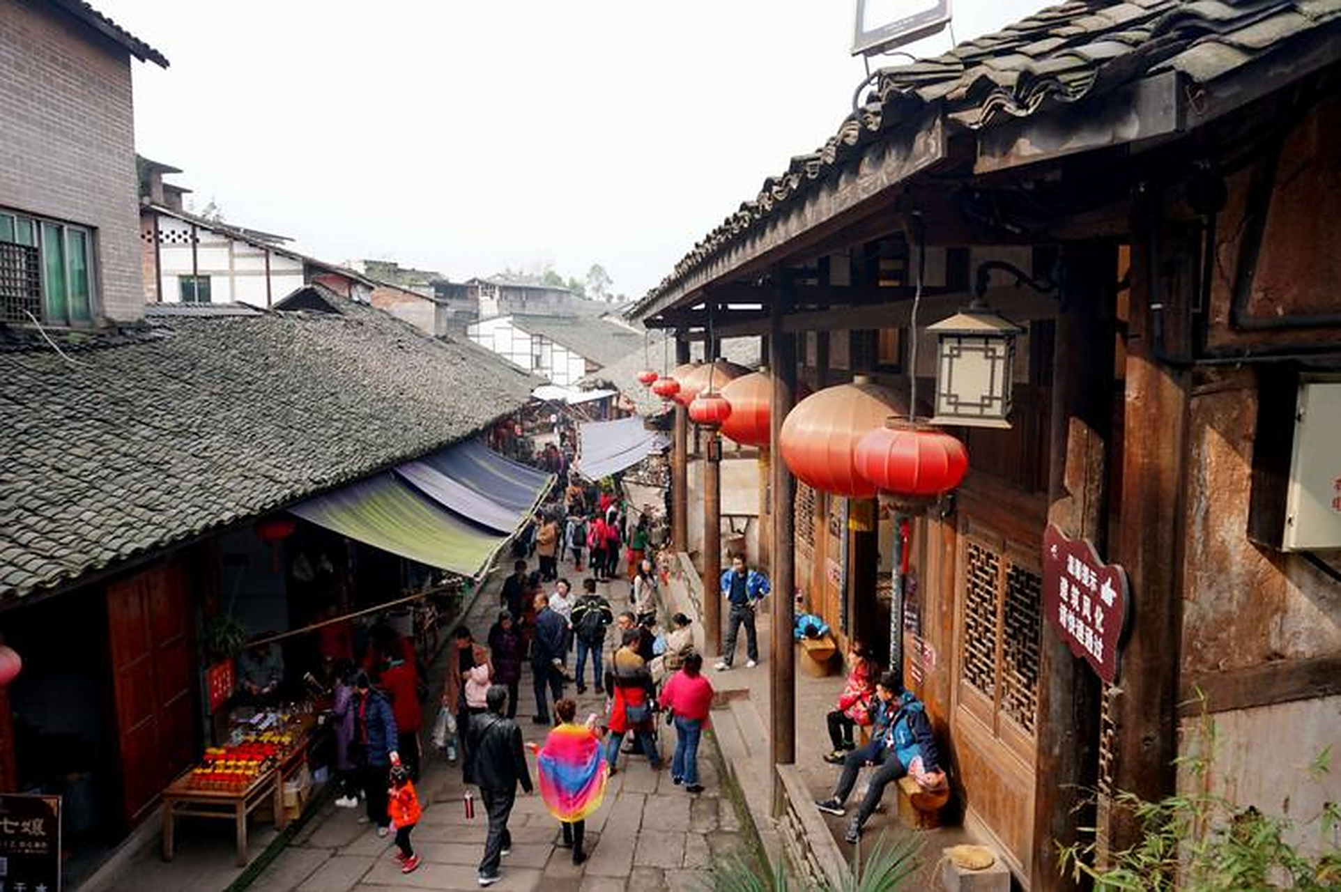 泸州尧坝古镇攻略  泸州尧坝古镇,被誉为"小香港",承载了丰富的历史和