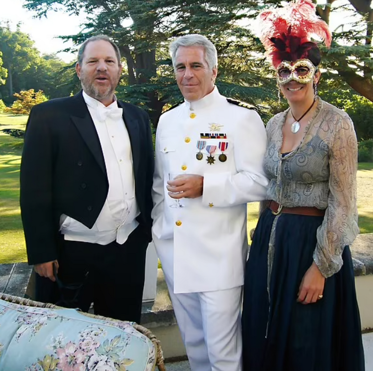 碧翠丝公主18岁温莎城堡的豪华生日庆典上,三位臭名昭著的客人均有