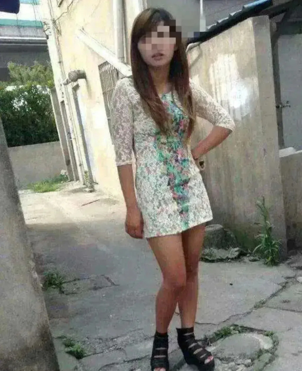 城中村,女子卖淫现象屡禁不止却被一直忽视的地方,每天一到晚上都会