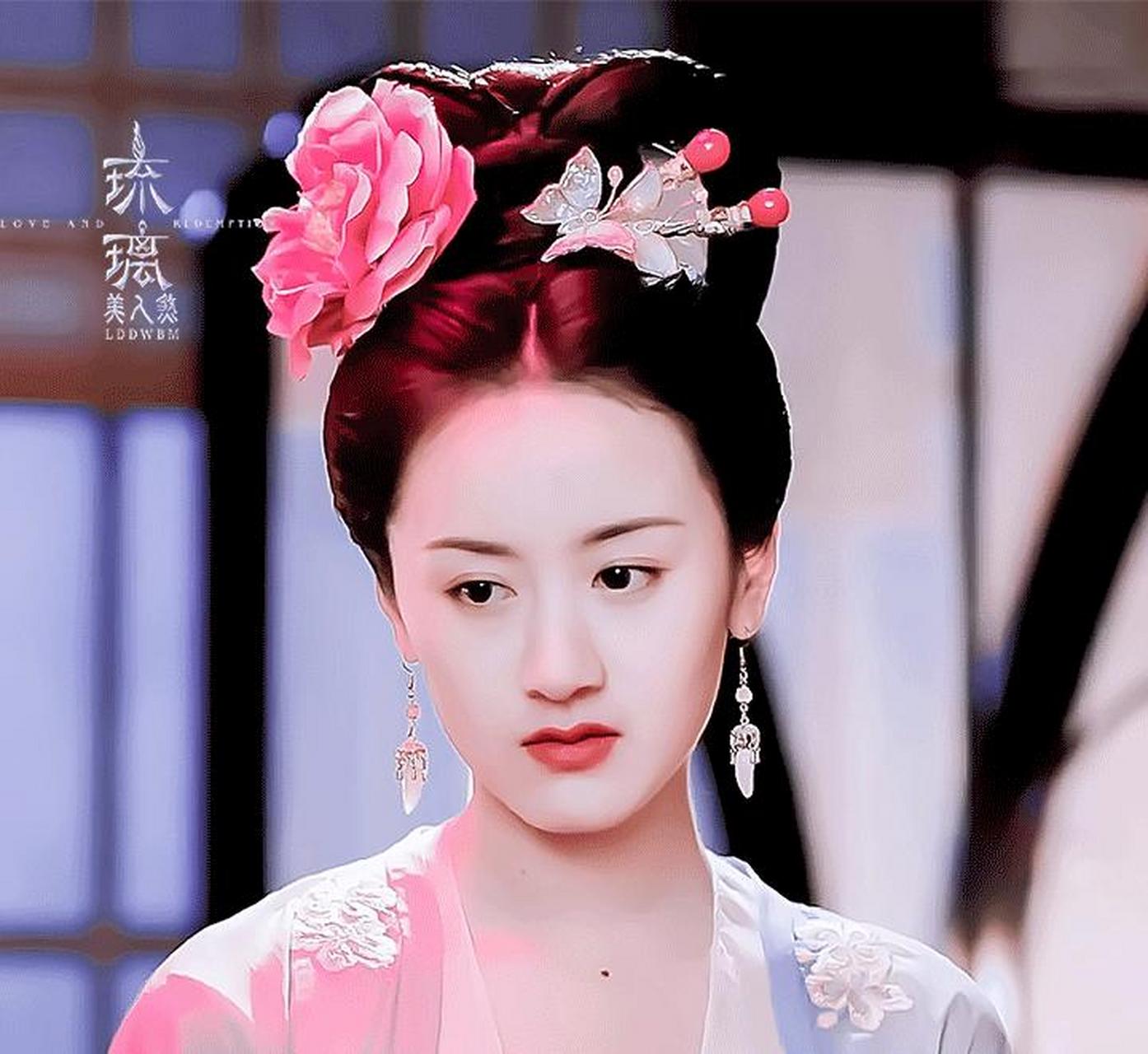 gif创作人# 袁冰妍琉璃十世中最惊艳我的揽月,仅出场三分钟.