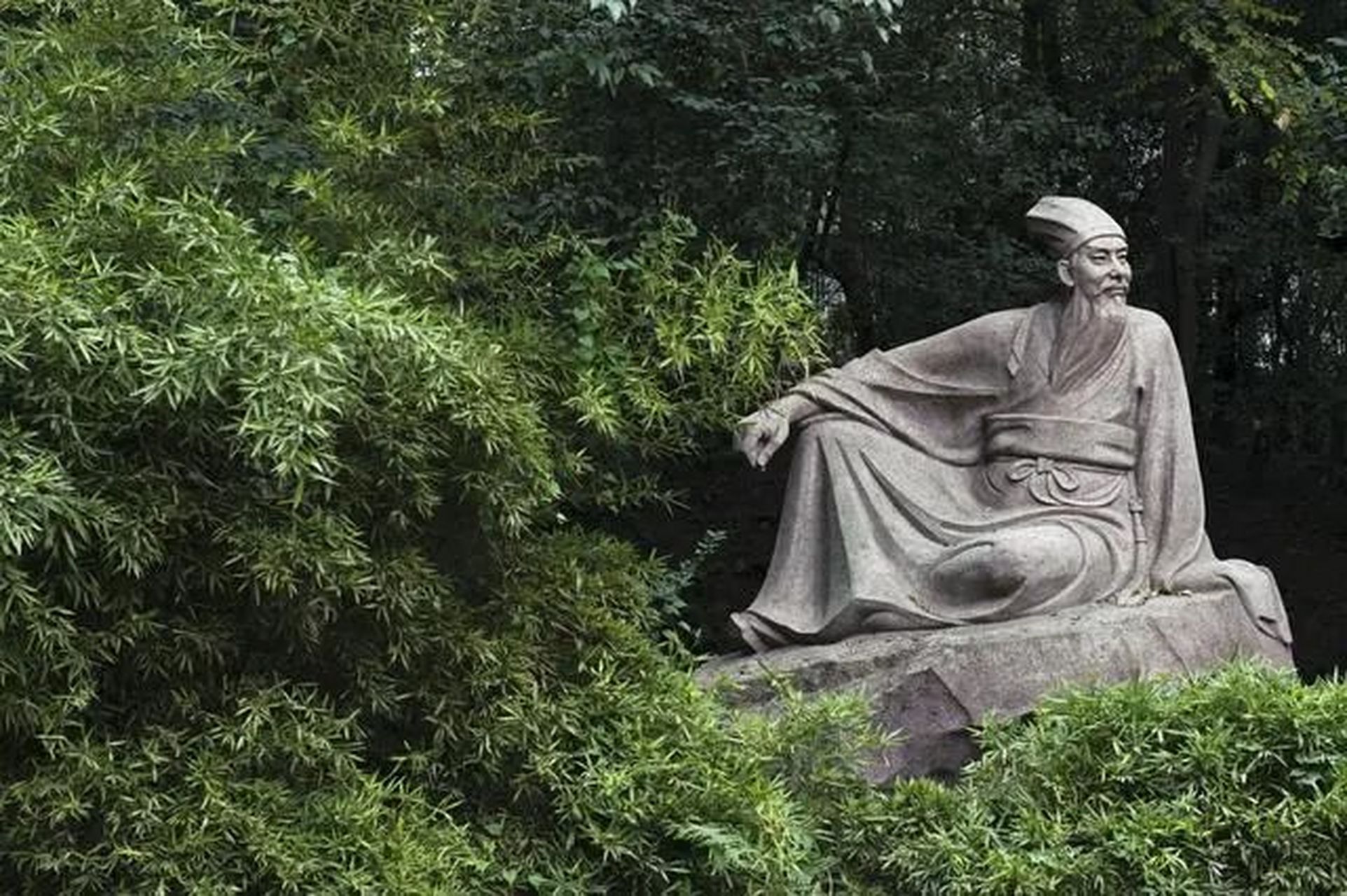 1084年,苏东坡终于调离黄州,一路北上,回到汴京