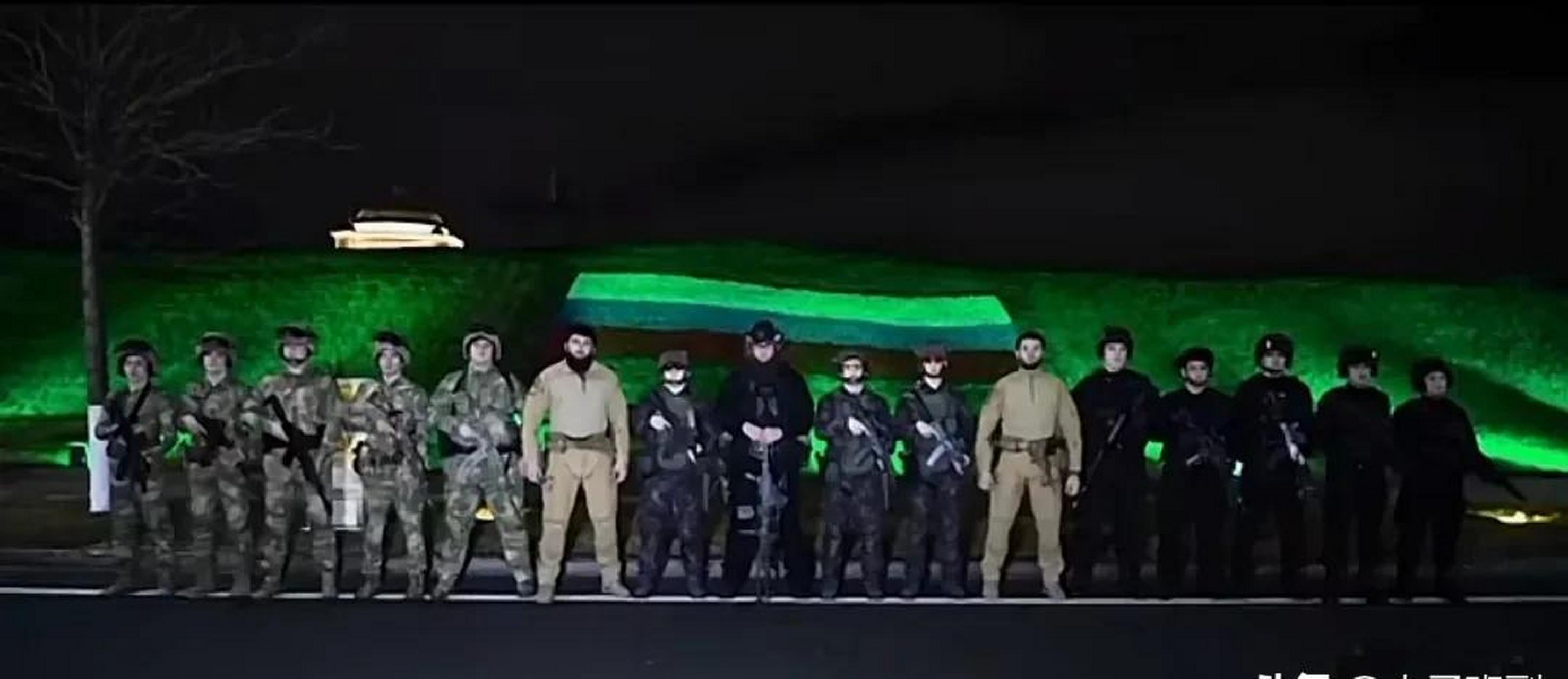 车臣青少年在格罗兹尼宣誓.