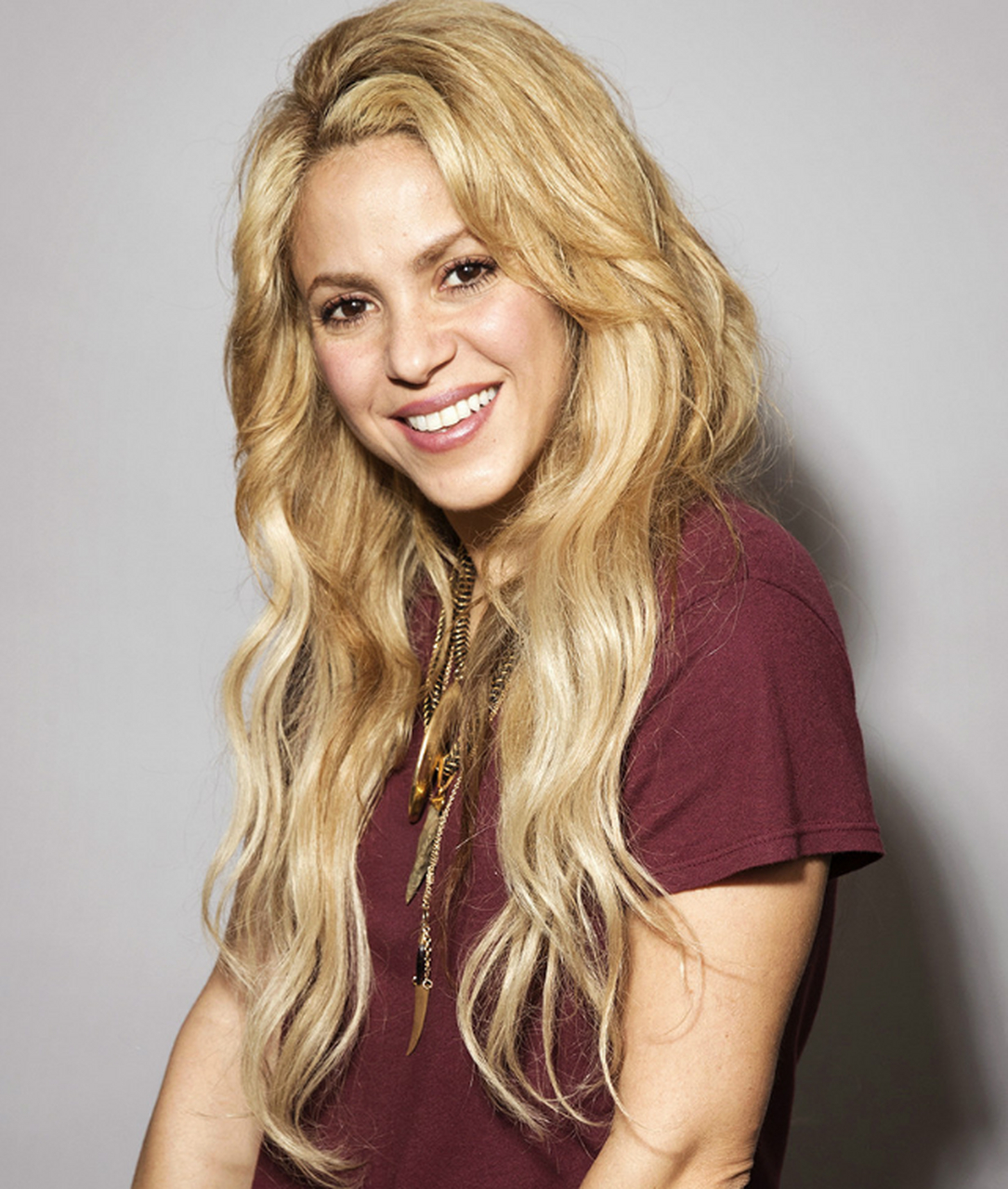 拉丁天后夏奇拉在巴塞法庭与检方达成和解,承认逃税指