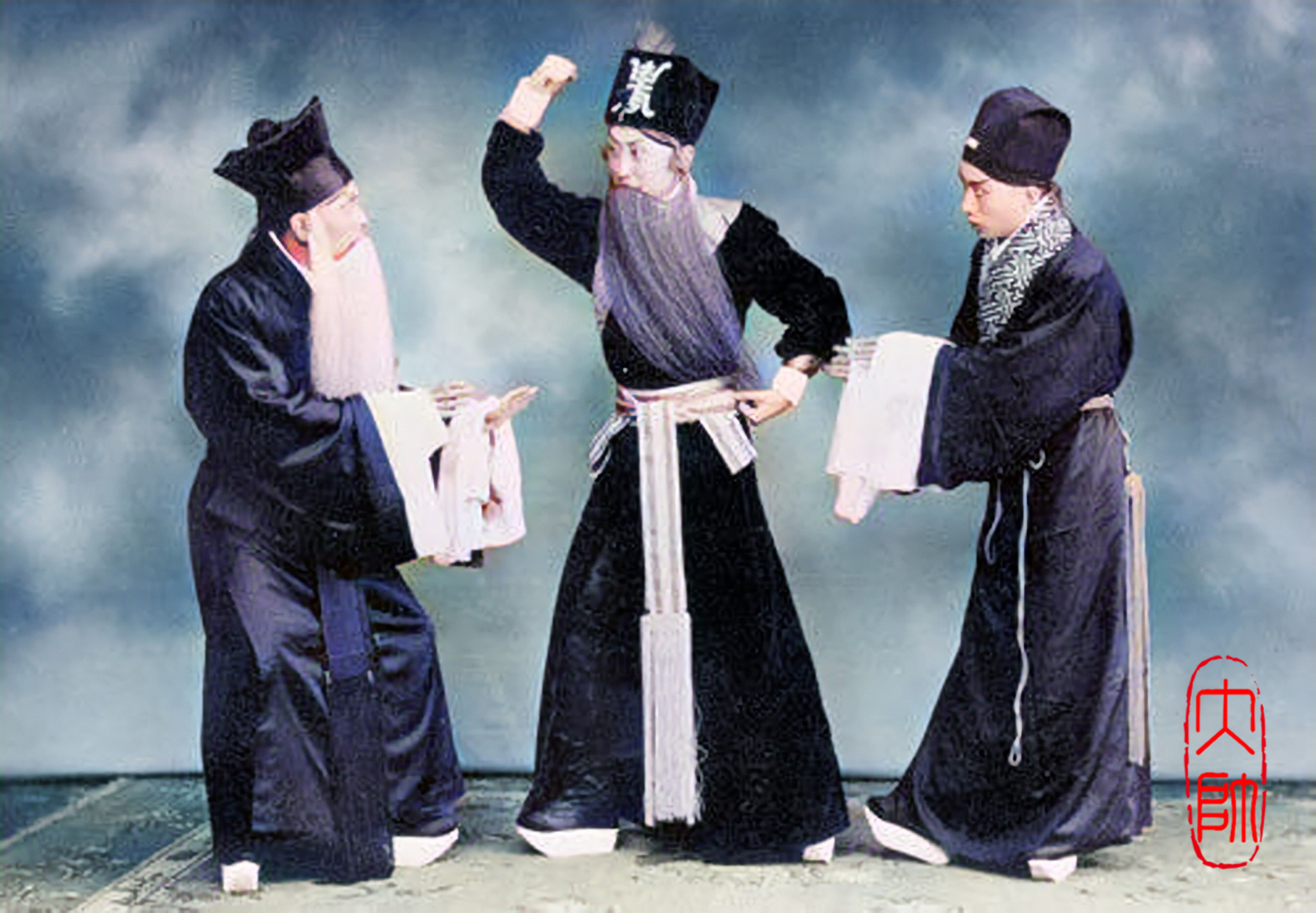 马连良首演《胭脂宝褶》 1936年8月21日,马连良排一本《胭脂宝褶》,就