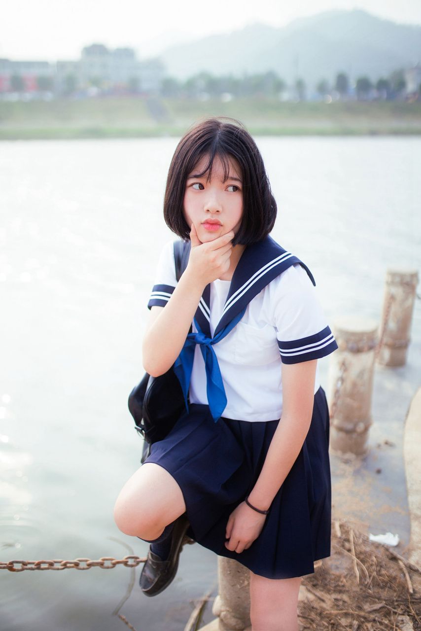 小清新风格,青春可爱的制服女孩唯美摄影