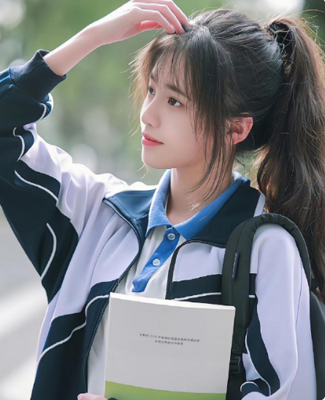 清纯校花,能成为你心中的白月光吗?