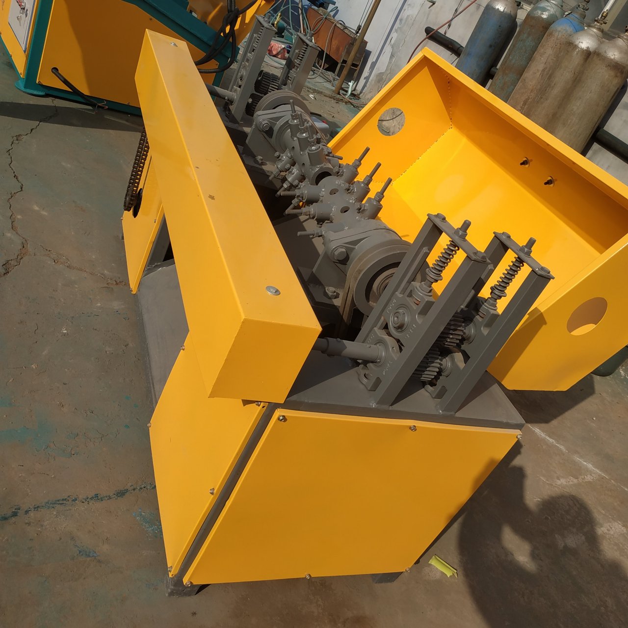 钢筋除锈机# #螺纹钢除锈机# #螺纹钢筋除锈机# #钢筋抛光机# #螺纹