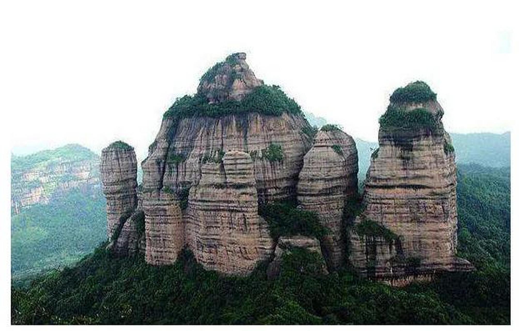丹霞地貌由巨厚的红色砂岩,砾岩组成的方山,奇峰,峭壁,岩洞和石柱等特