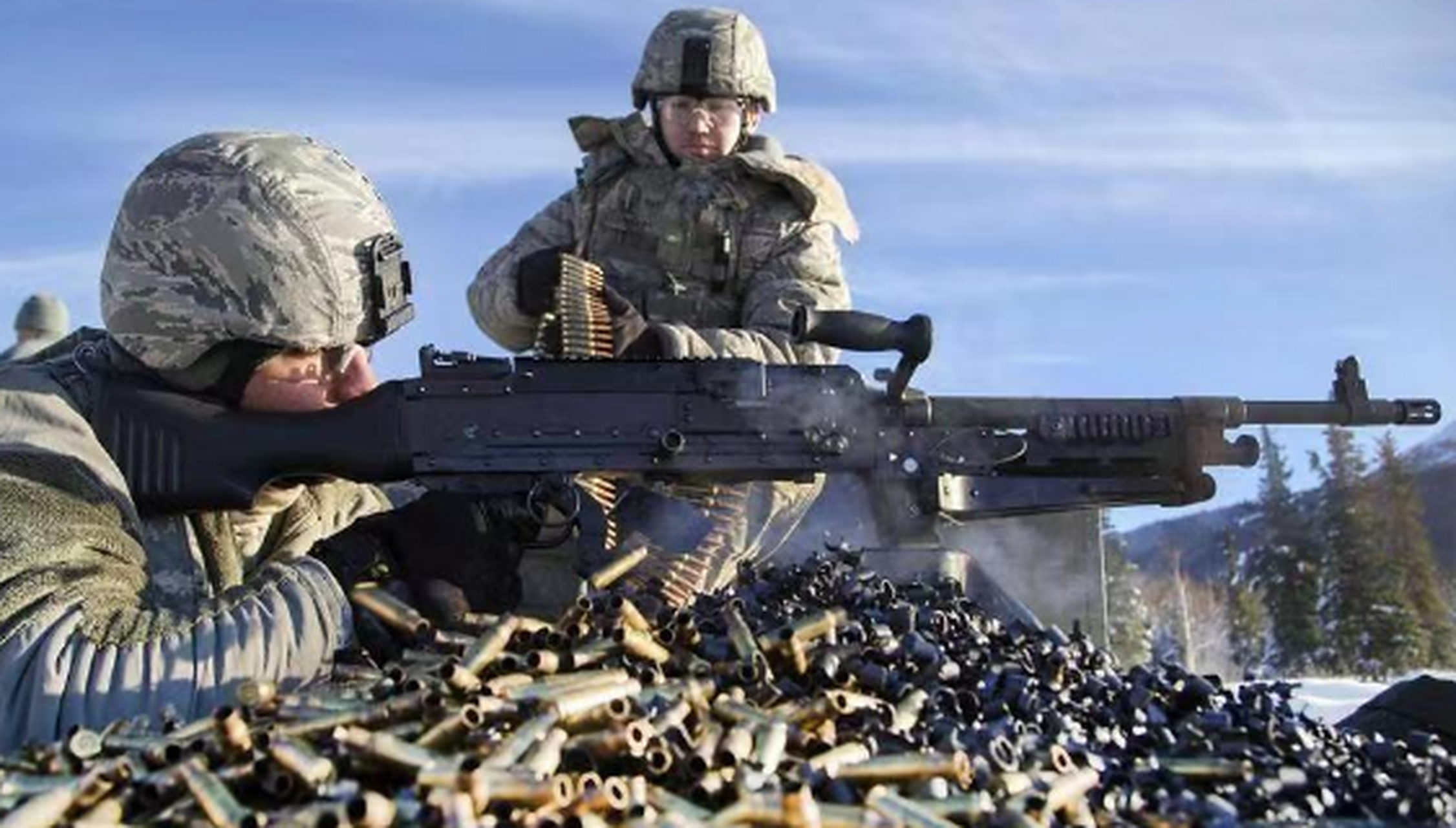 从弹药军靴到f22,一切皆可层层外包 在许多人的印象中,说起美军装备