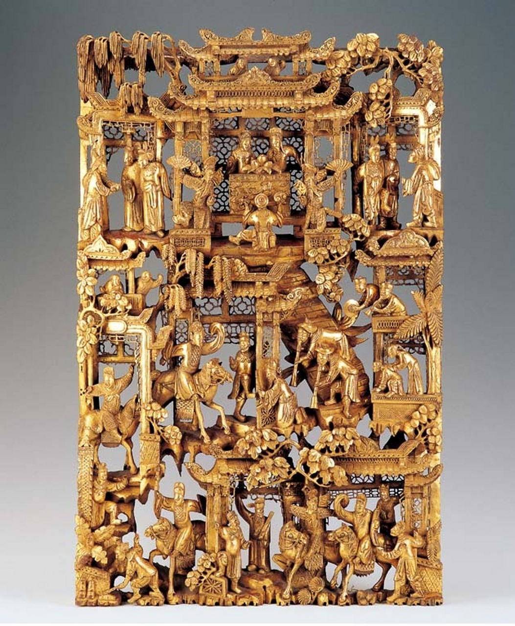 金木雕是广东省五华县,福建东山县等地的地方民间传统工艺品.