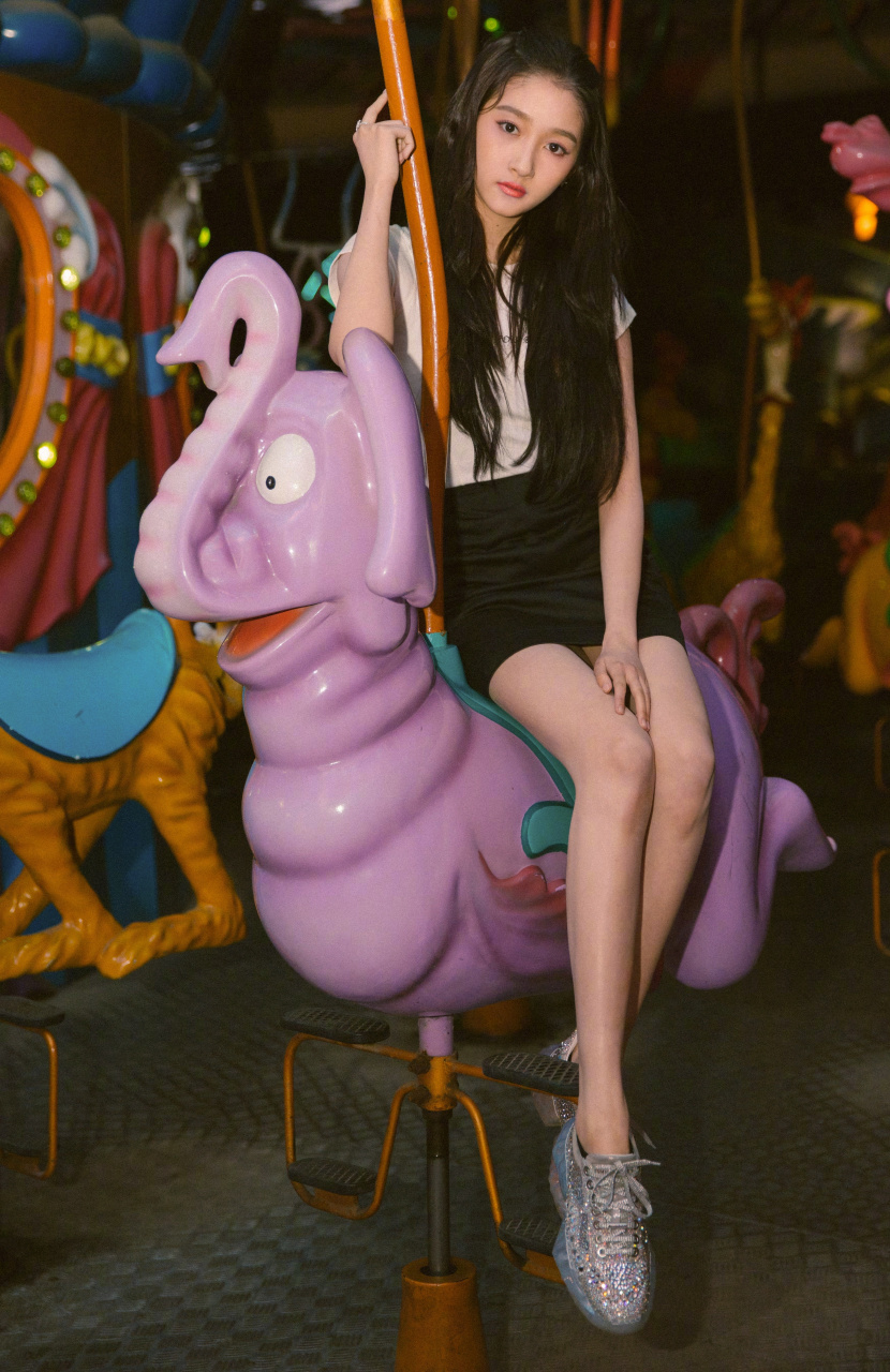 关晓彤##关晓彤# 来,感受一下晓彤这172.