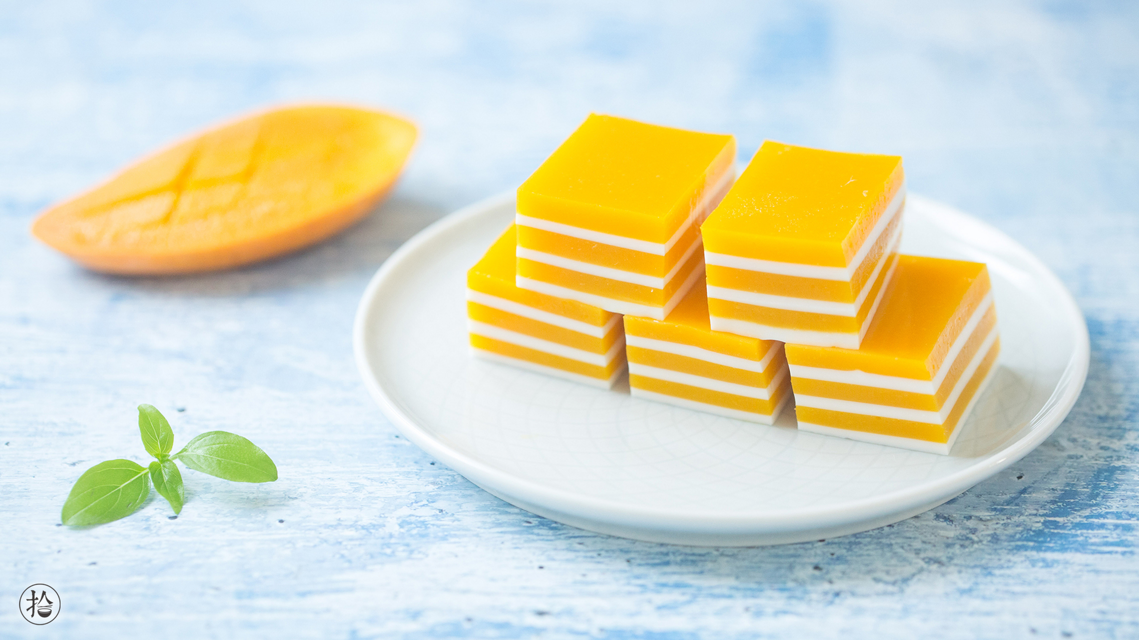 芒果椰汁糕 q弹爽滑带丝丝冰凉的椰汁千层糕,绝对称得上消暑利器.