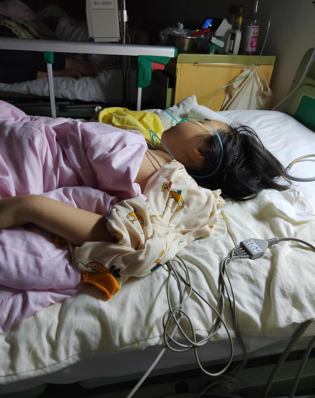 住院9天,支原体感染 细菌感染 支气管肺炎,输了五天阿奇霉素,九天头孢