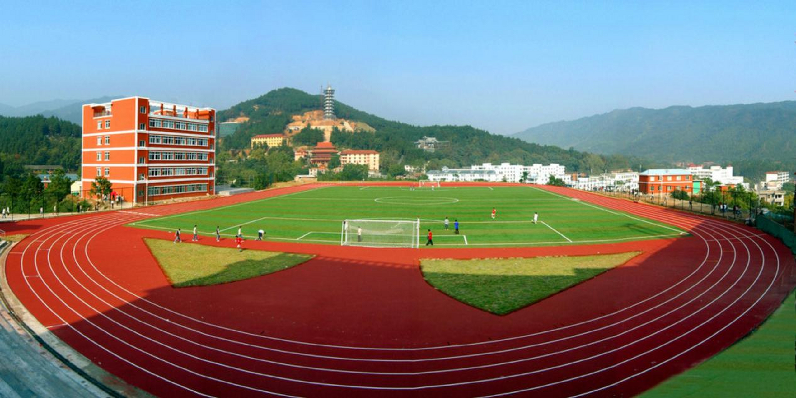 塑胶跑道厂家# #塑胶跑道# #人造草坪# #人造草坪厂家# #学校塑胶