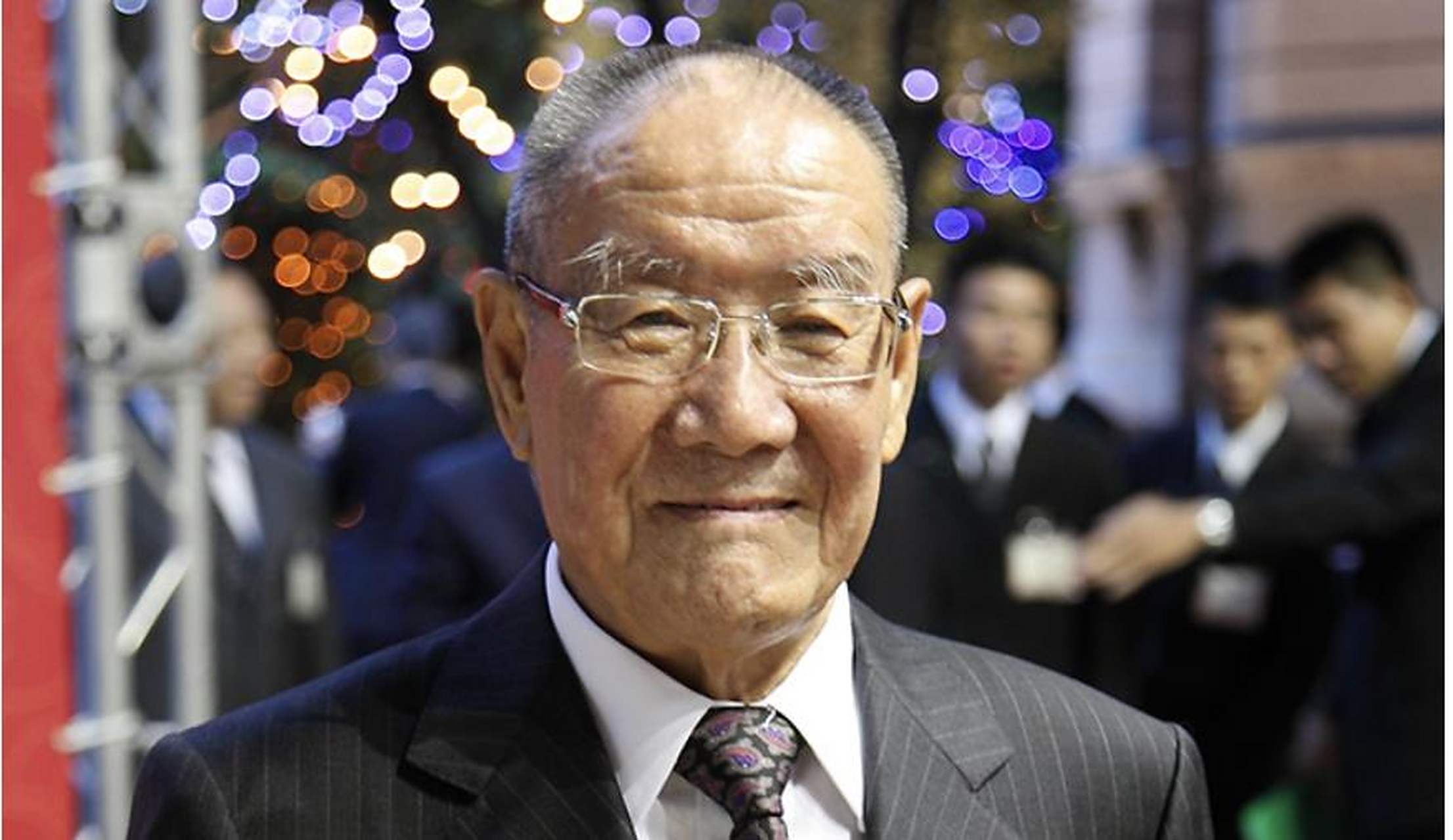 【#鼎泰丰创始人去世#】3月25日,著名小笼包美食店鼎泰丰公司发布消息