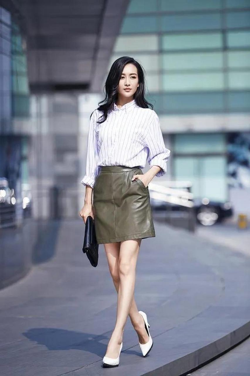 大美女王鸥,肌肤胜雪如玉,身材丰腴唯美,性感妩媚动人