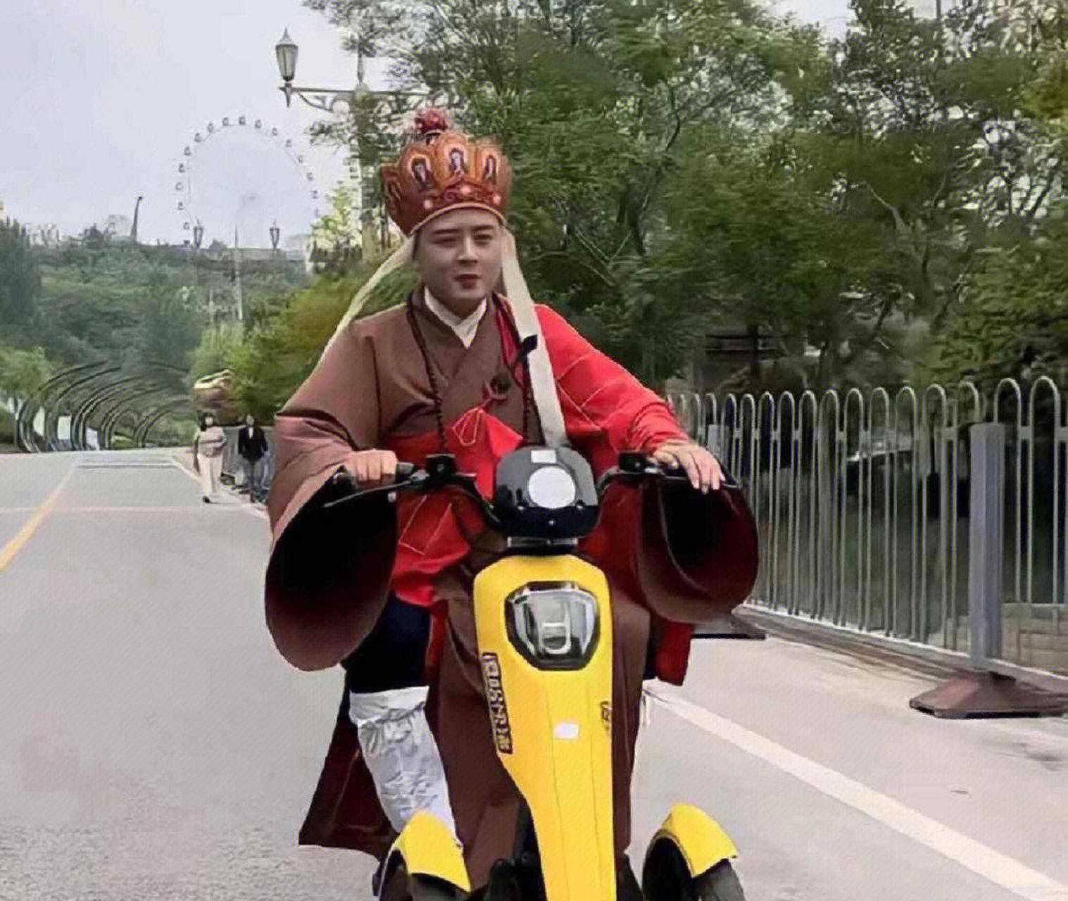 白龙马就没戏了 #中国版chatgpt来了# #趣图搞笑