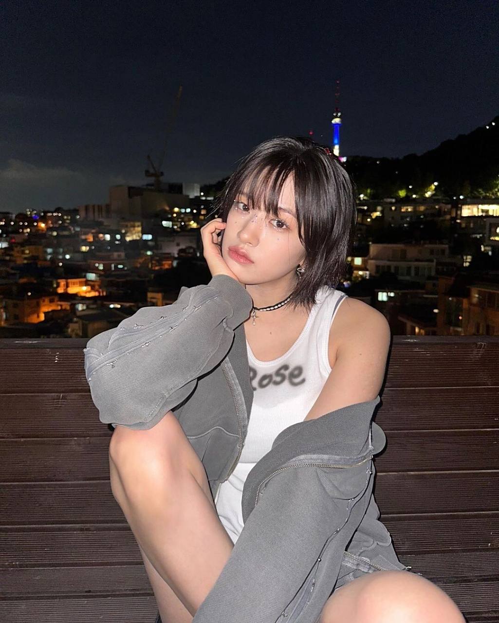 安宥真ins更新短发的宥真好帅!