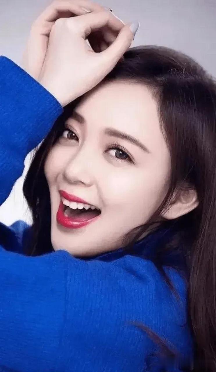 唇红齿白 清纯可爱 笑容甜美