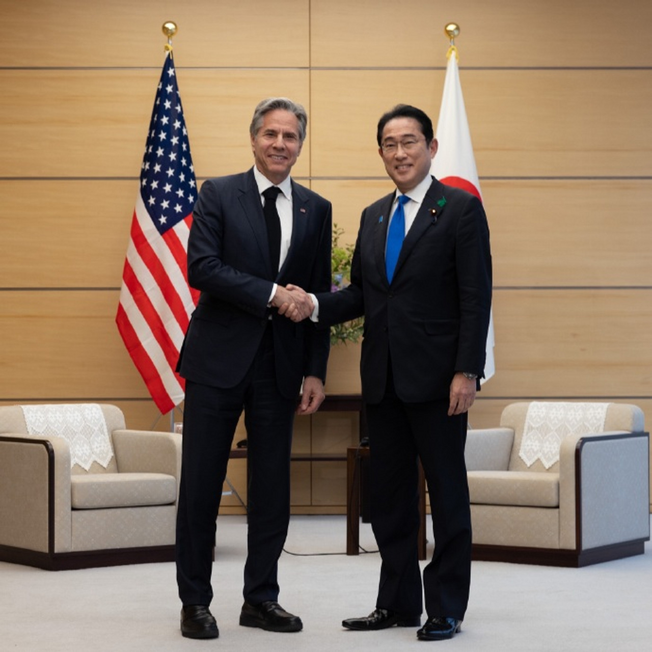 美国国务卿安东尼·布林肯会见老岸田.